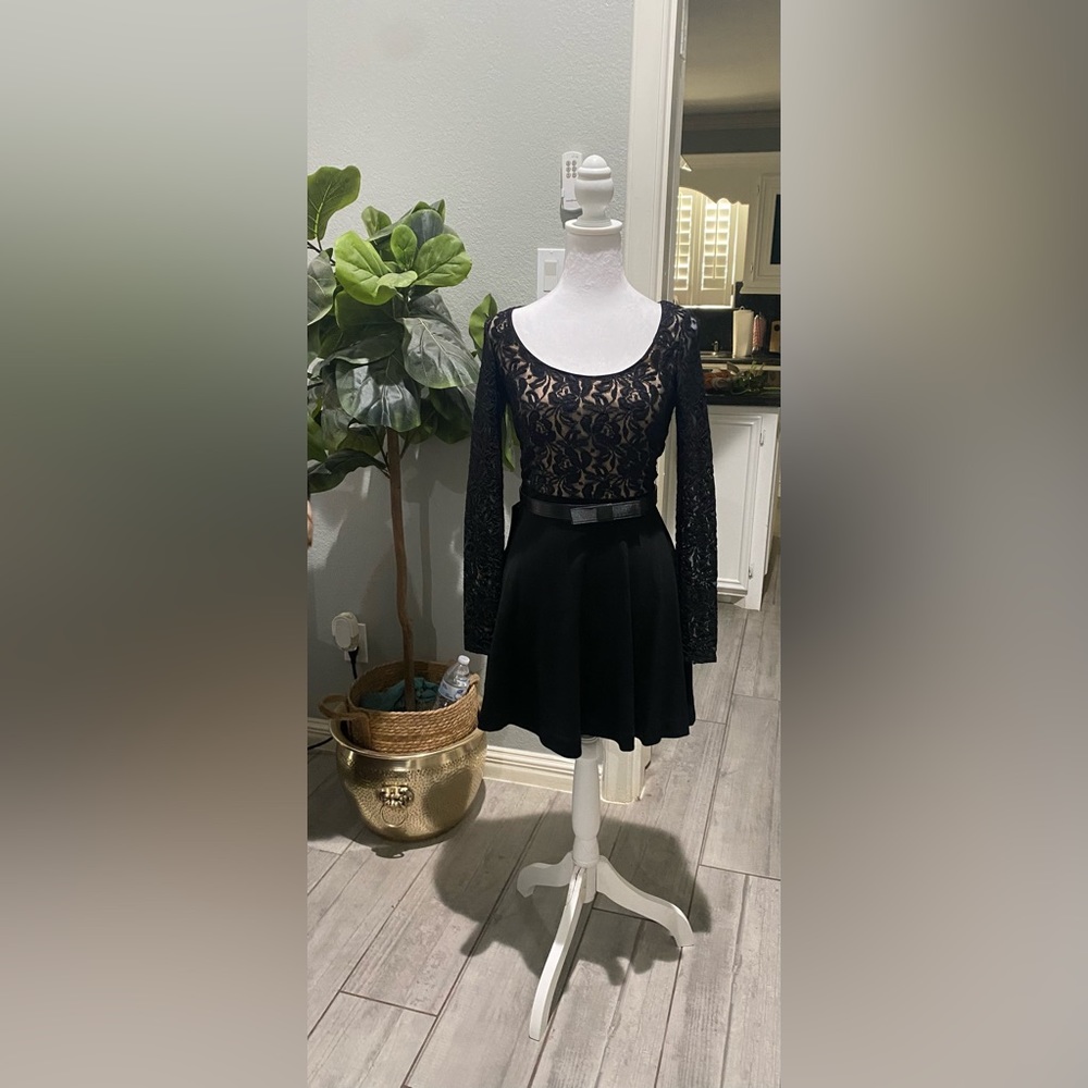 NWT Vintage Bebe A-line black lace mini dress